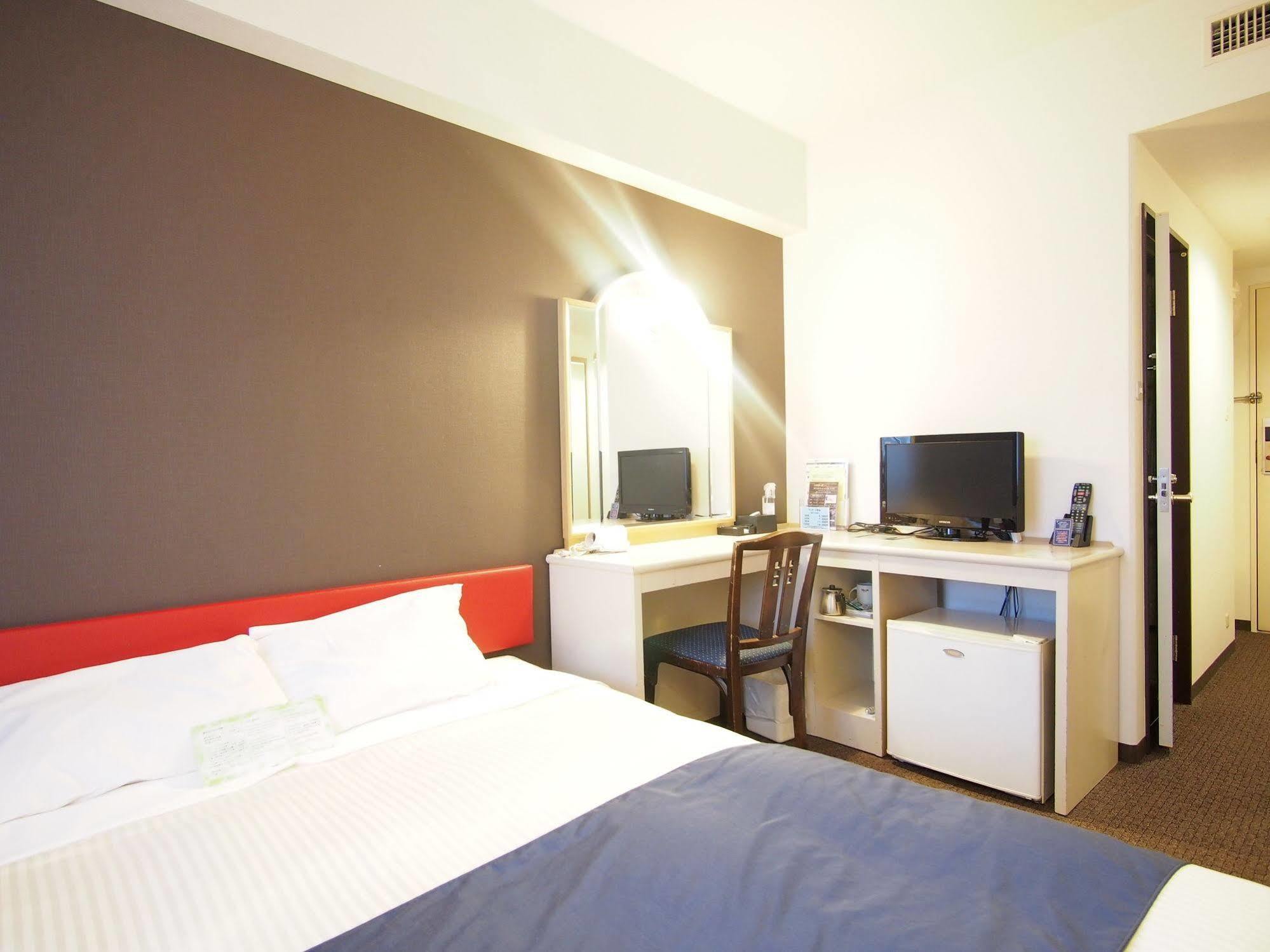 Yokohama Isezakicho Washington Hotel Zewnętrze zdjęcie